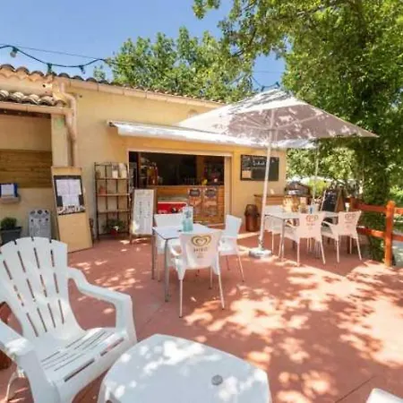 Camping Mobilhome 3 Etoiles - Eeeada Barjac (Gard)